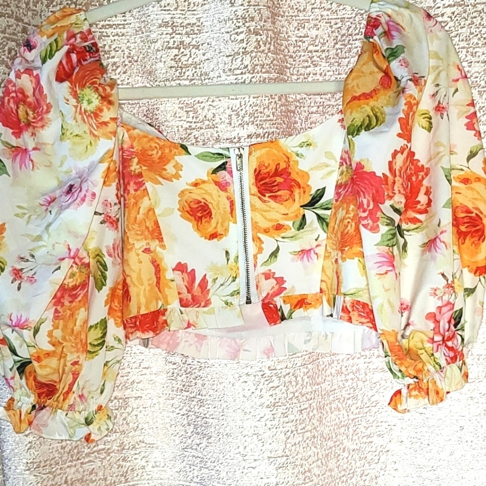 Love Bell High Waist Floral top and Shorts set Vibrant Orange Pink - Picture 6 of 14